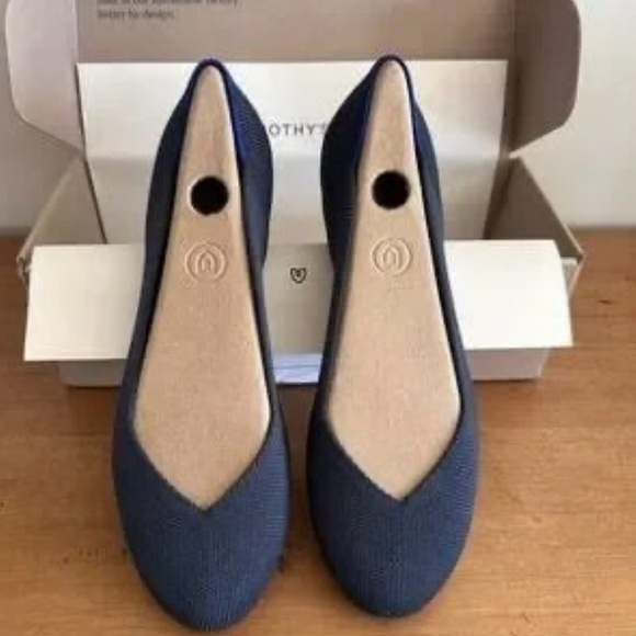 NIB Rothy’s the Flat in Navy Midnight Blue Size: 8 - Picture 4 of 13